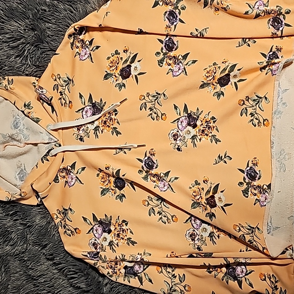 Peach cropped hoodie Large